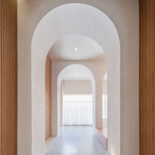 PROJECTS - CLINICA ESTÉTICA La arquitectura nace de una idea clara- volver al origen.Las primera (1)