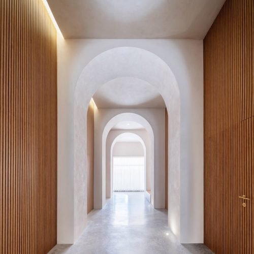 PROJECTS - CLINICA ESTÉTICA La arquitectura nace de una idea clara- volver al origen.Las primera